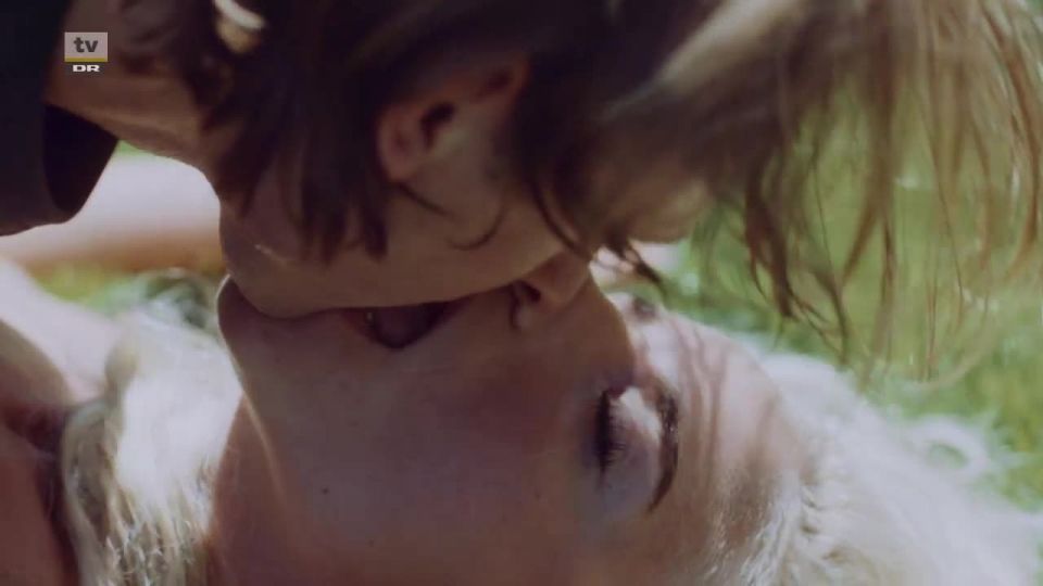 Josephine Park - Doggystyle s02e02 (2019) HD 720p!!!