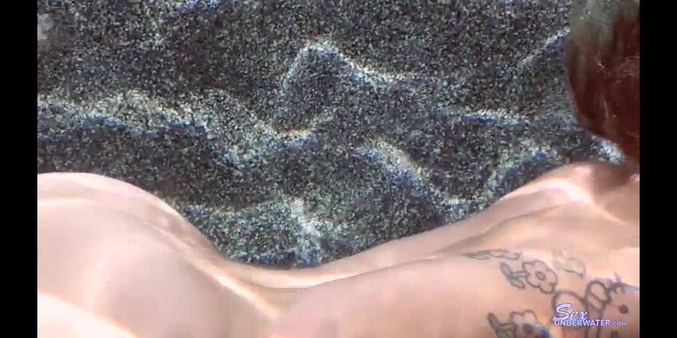 Tubo en línea Sexo bajo el agua presenta acabado el trabajo pt212k - adolescentes