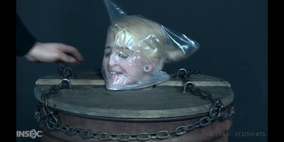 7138 Dolly Mattel - 2 vídeos 480p