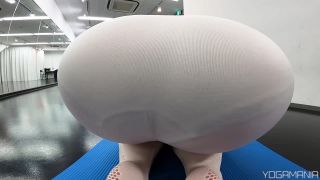 Voyeur Yogamania - 15311826 - voyeur - voyeur 