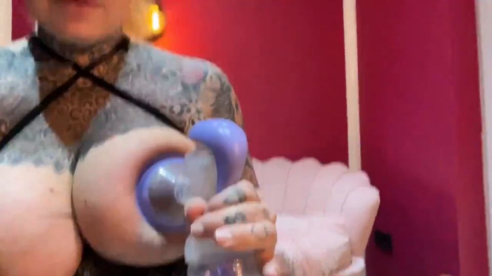 Steffi Blond - SILIKON MILCH TITTEN erst Zapfen dann ficken 720P - Germany