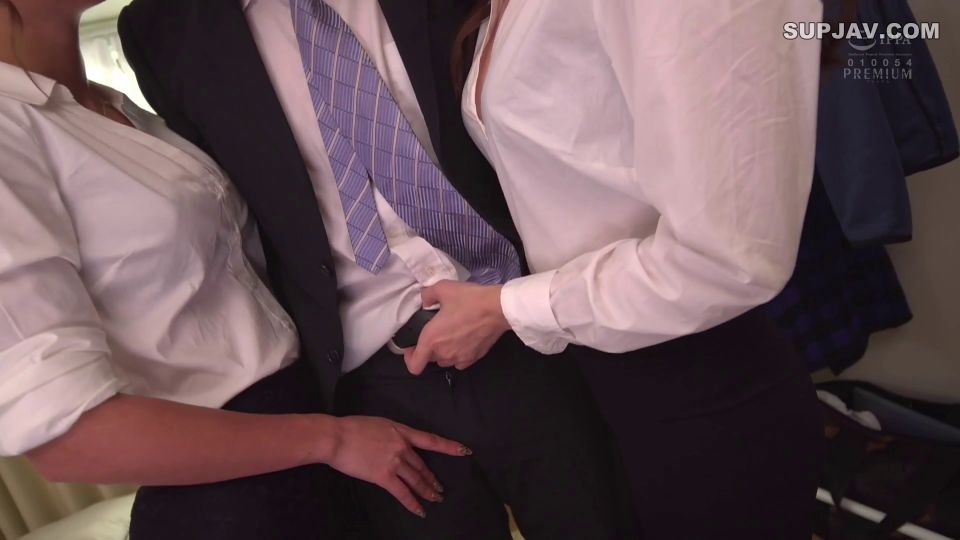 Reducing Mosaic PRED-224 W痴女に挟まれ逆3Pセックス AIKA 蓮実クレア