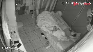 [Sleeping.Porn] This guy is lucky to have such a sexy girlfriend watch how cute they are sleeping