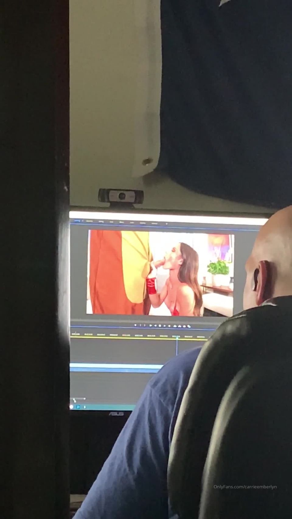 [Onlyfans] carrieemberlyn Just did a shoot with Christian xxx Coming February  11796392