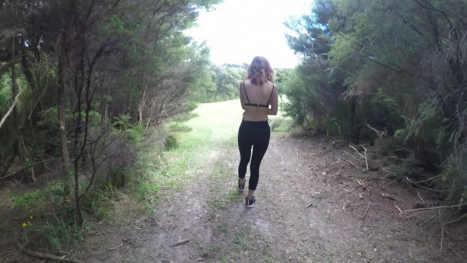 - Anna Li - Double Facial In Public Park Download New Po...