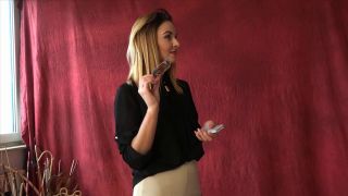 FEMDOMFOTO (German) - Lady Kat - Olgkat-Game.