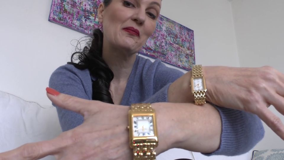 Lady Victoria Valente: Erotic Temptation for Unique Prizes J