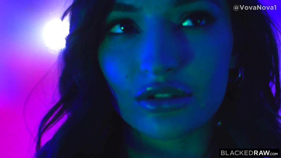 VOVANOVA1 _HOTEL DIABLO 