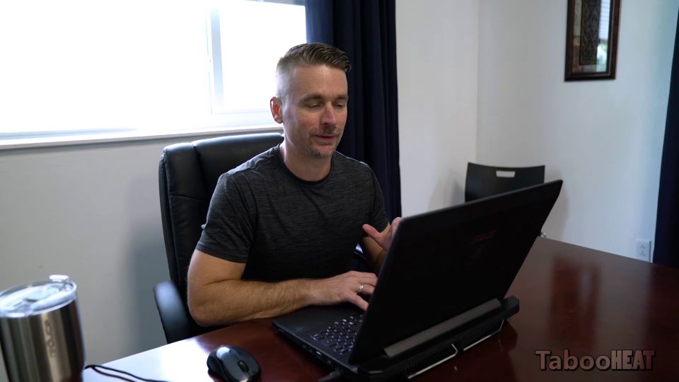 Vanessa Cage TabooHeat - Origenes de libre uso