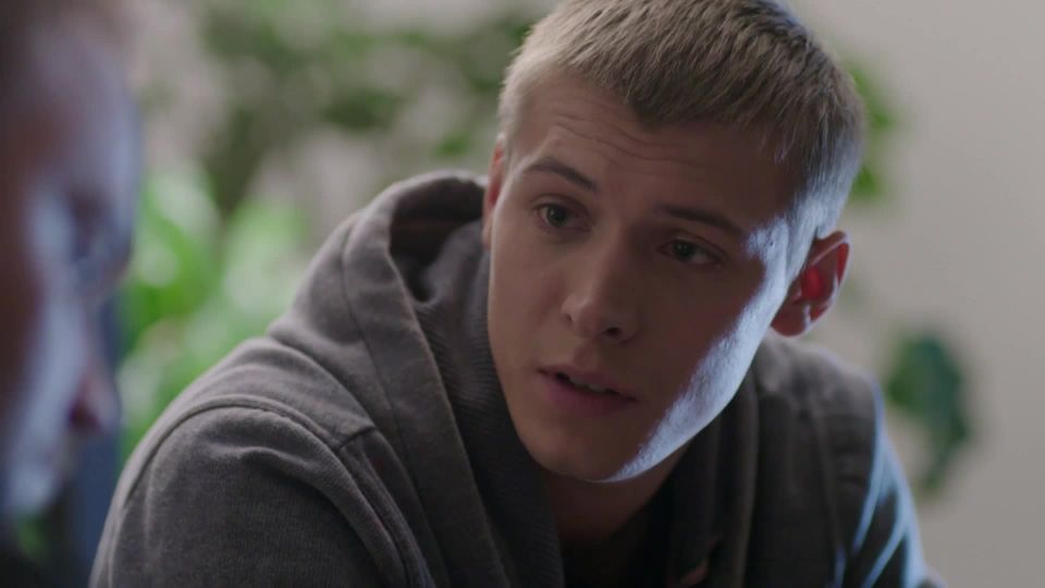 Ekaterina Kabak - Besstydniki s01e21-22 Sinvergüenza Ru (2017) HD 1080p!!!