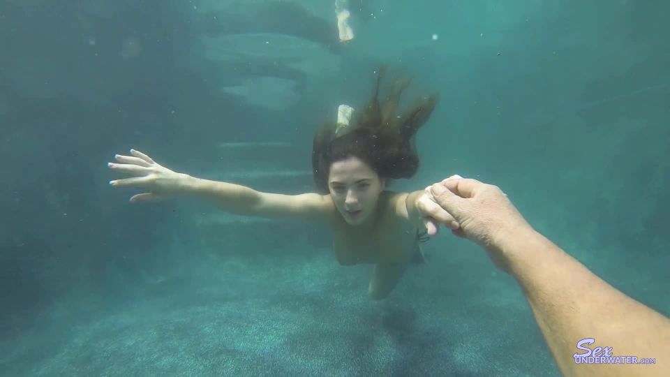 SexoUnderwater e0615 Molly Jane UW Modelo de entrenamiento (mp4)
