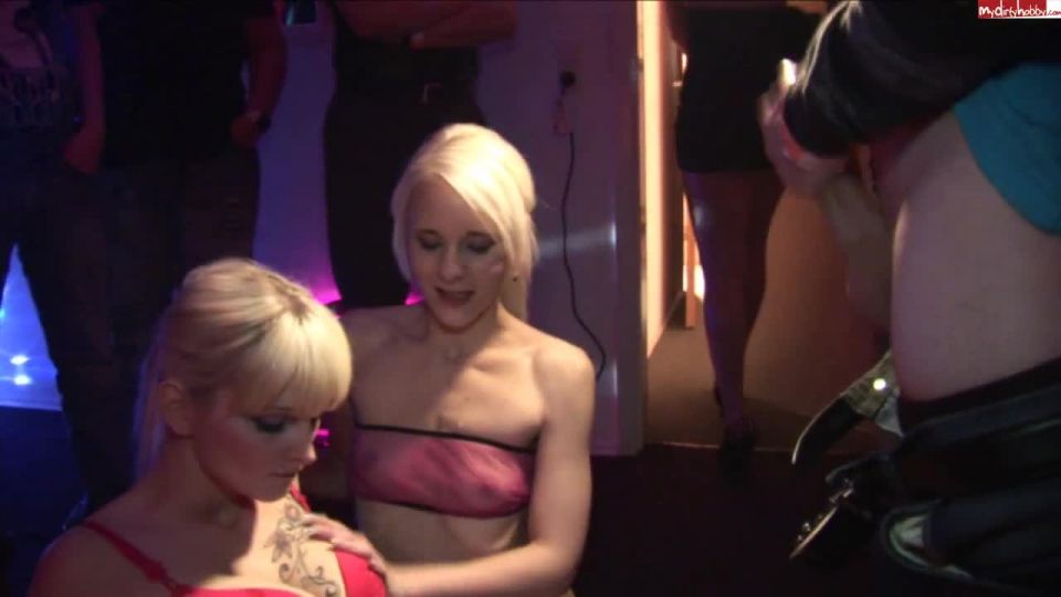 AshCoxMegMDH Bukkake Ashlee Cox Mia Bitch