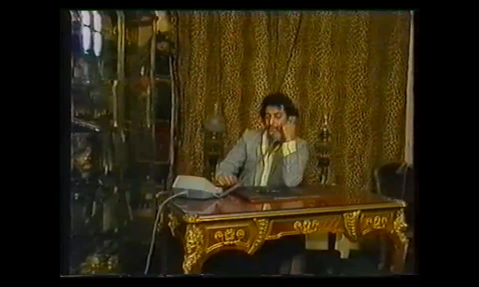 7192 Une Femme DAffaire Tres Speciale