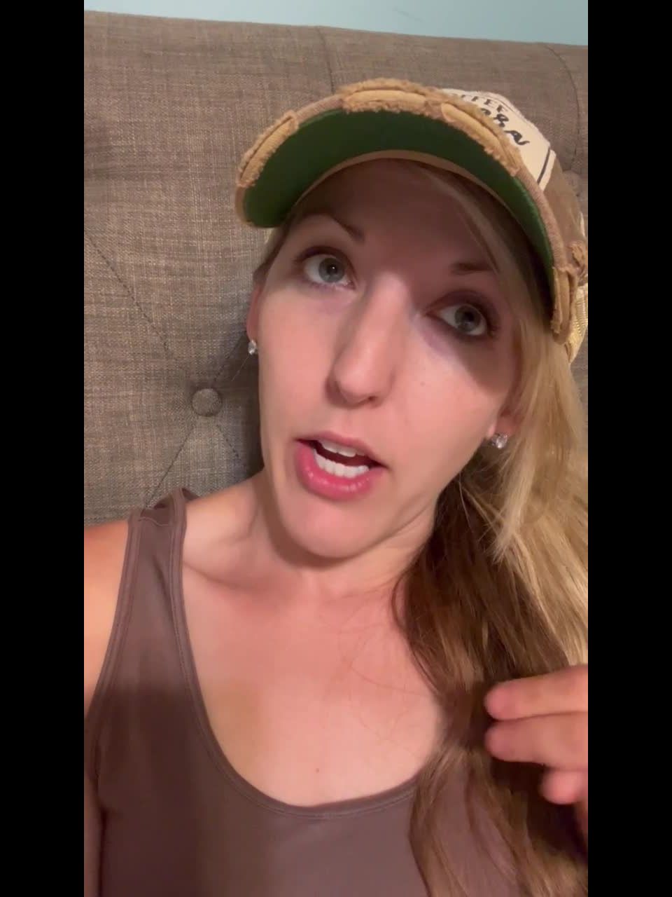 Erikaswingz Everything Erika Ep My Love Of Animals 720P - Erika swingz