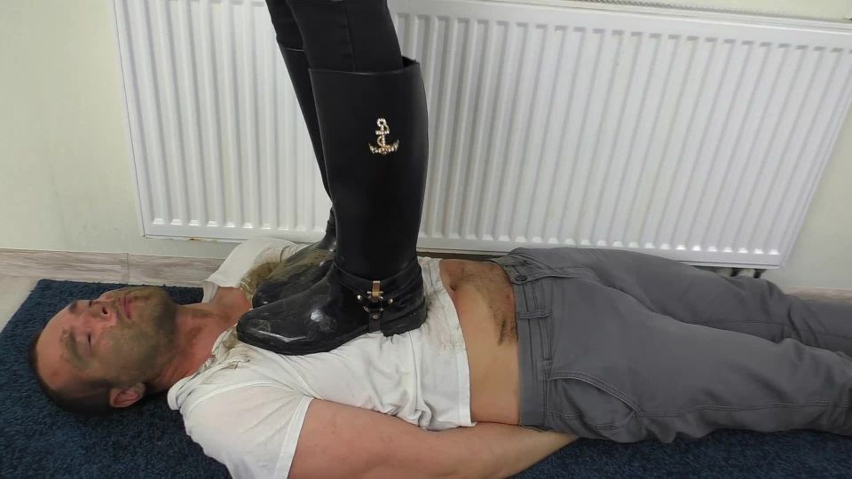 Smashed Face Under Dirty Boots Sex Clip Video Porn Downl...