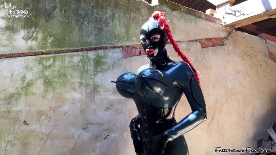 FetiliciousFans SiteRipPt 2Peacock Blue Torpedo Tits