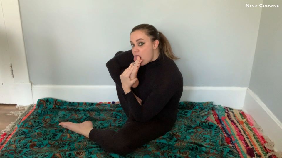 online video 25 motherless femdom Nina Crowne – Sloppy Spitty Self Foot Worship, foot worship on fetish porn