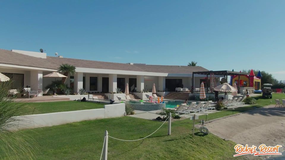 Ricky's Resort - Isiah Maxwell Episodio Descargar Nuevo Porn...