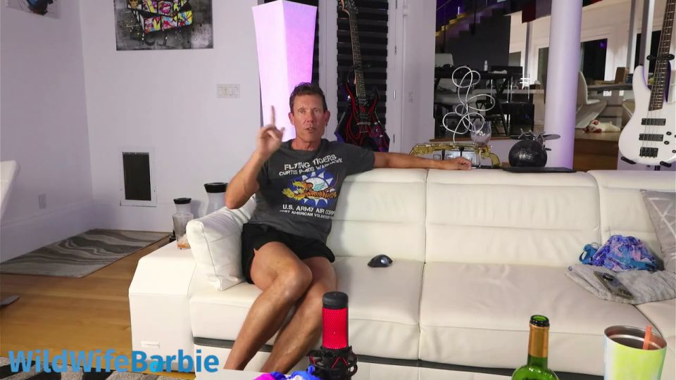 Chaturbate - Wildwifebarbie - Webcam