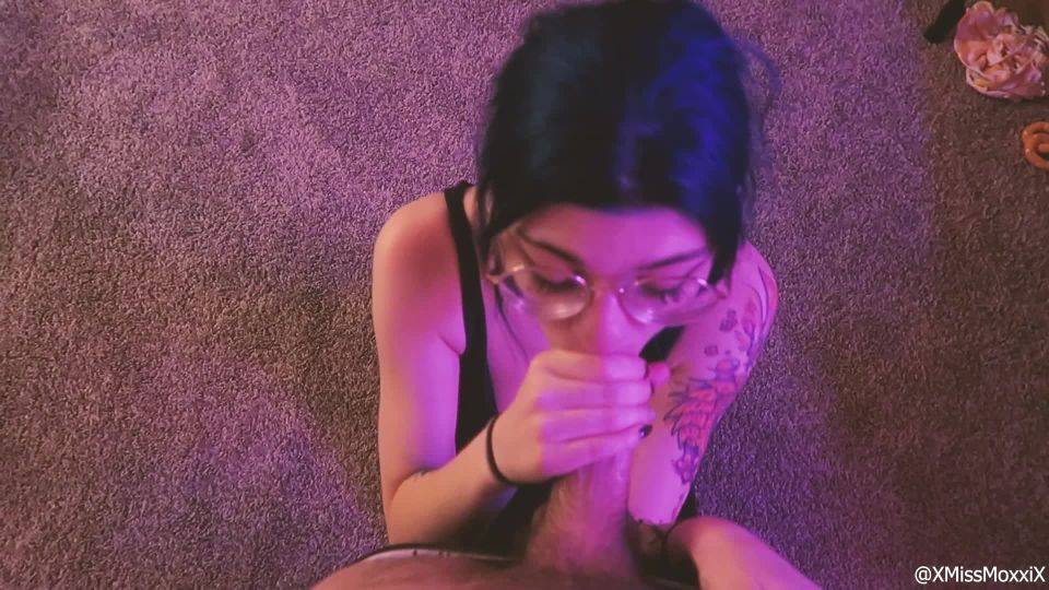 Moxxi (xmissmoxxix) BoyGirl POV Fuck Cum On Me Onlyfans (Pornstar)