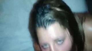 690193 Nympho esposa gangbang con muchas pollas.