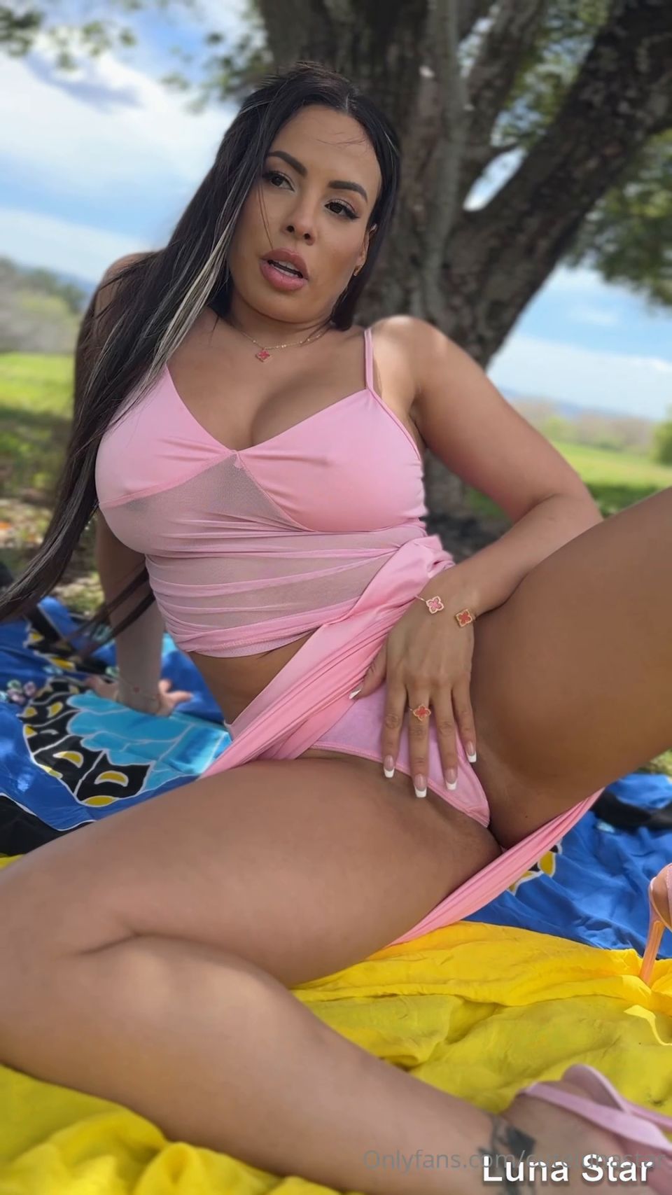 Discover Your Happy Place with Luna Star's Sensual Escapes