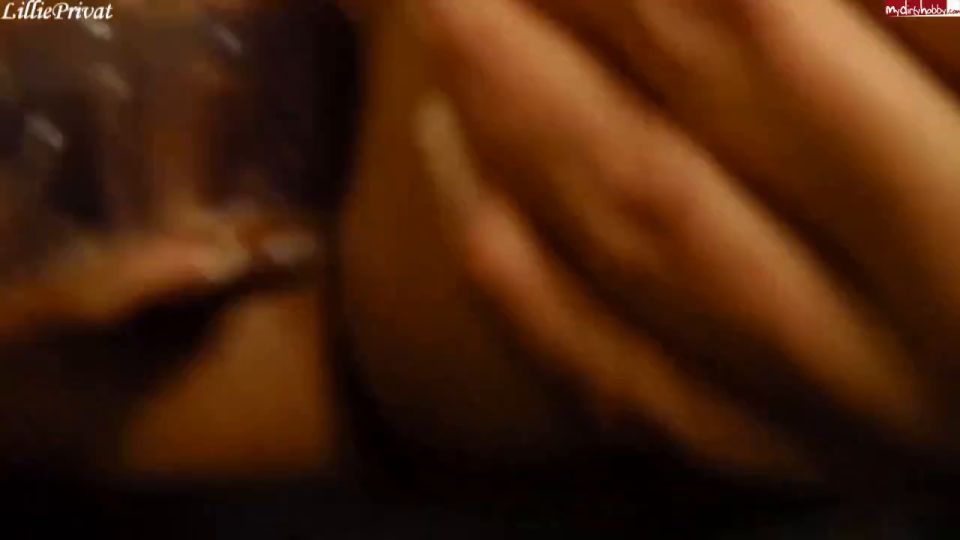 Lillie Privat - 18.versautes Türchen Notgeile anale Büroschlampe 720P - Mdh