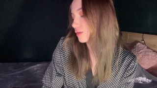 Babyheavanian – Pay My Bills for Me.