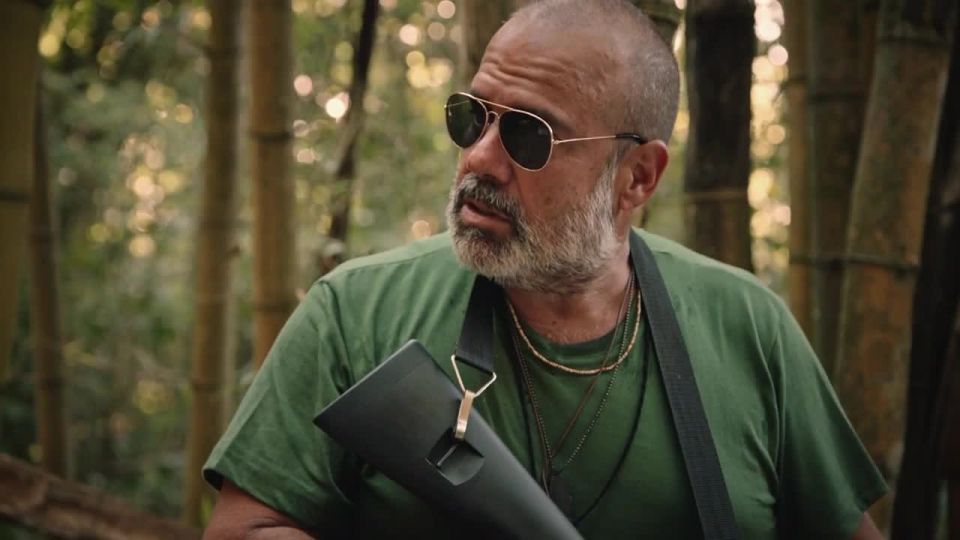 Letícia Lima, Monique Alfradique - Alem da Ilha s01e01-03 (2018) HD 720p - (Porno de Celebridad)