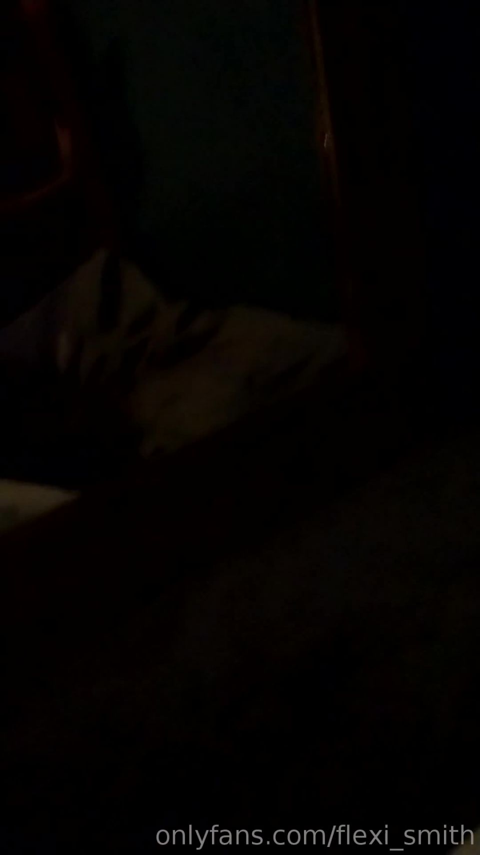 Onlyfans - Lexi Smith - el herrero de lexi - thelexismithConozco su oscuridad pero seguro que es caliente - 20-01-2019