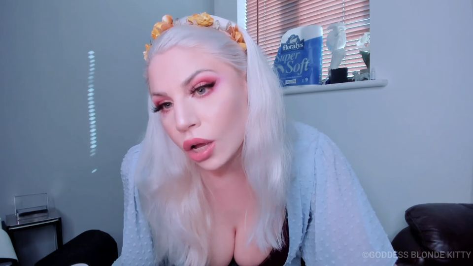 Rubia Diosa Rubia Kitty – Lockdown Luxury