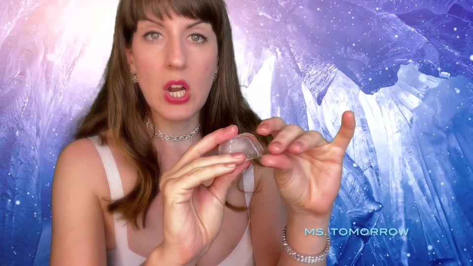 video en línea adulto 29 DommeTomorrow – cubos de ICE en el culo  joi video  masturbación porno fetiche primal