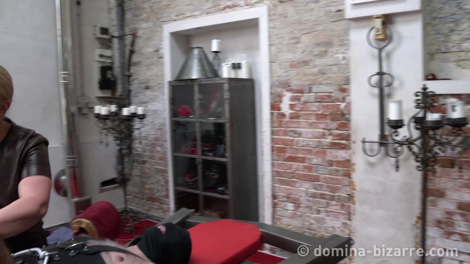 Bondage Lady Mercedes - La limpieza profunda 3 Bondage