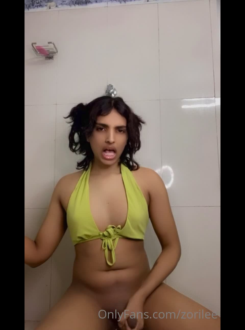 KoKo - zorilee () Zorilee - quería correr tan mal 09-09-2021