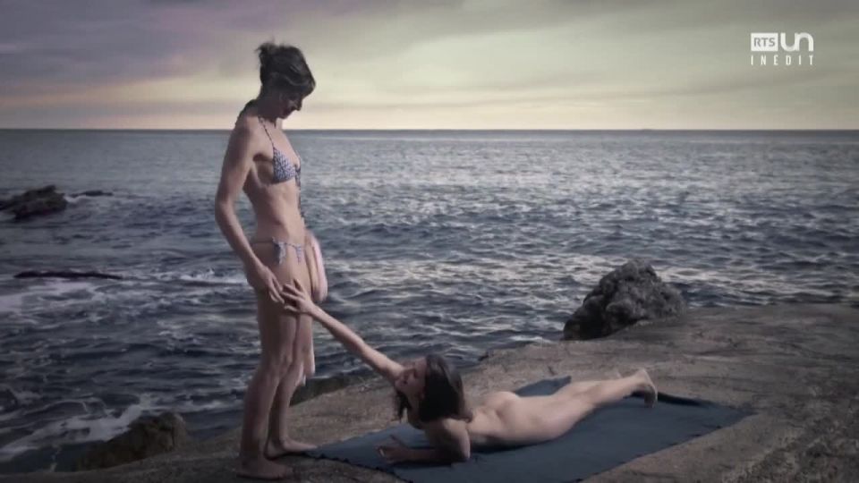 Joyce Bibring, Alexia Barlier - Noces Rouges s01e03 (2018) HD 720p - (Porno de Celebridad)