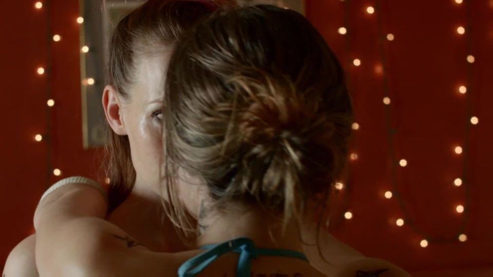 Natalie Dickinson, Ashleigh Domangue - American Unicorns (2014) HD 1080p - (Celebrity porn)