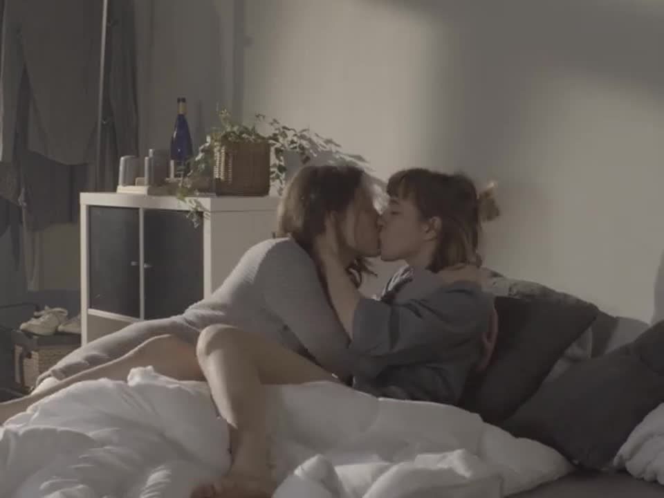 Izabella Dudziak, Anna Paliga - Flamy (2020) HD 720p - [Celebrity porn]