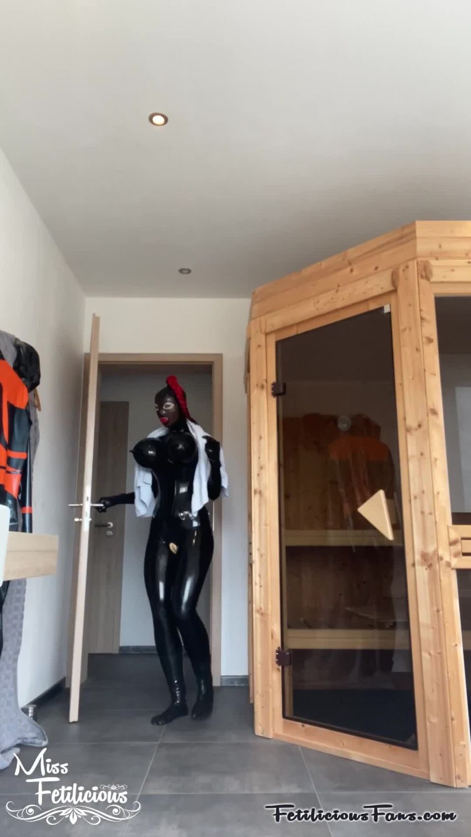 Latex Heavy Rubber Wellness Vista rápida Porn - Nuevo Sex Vid...