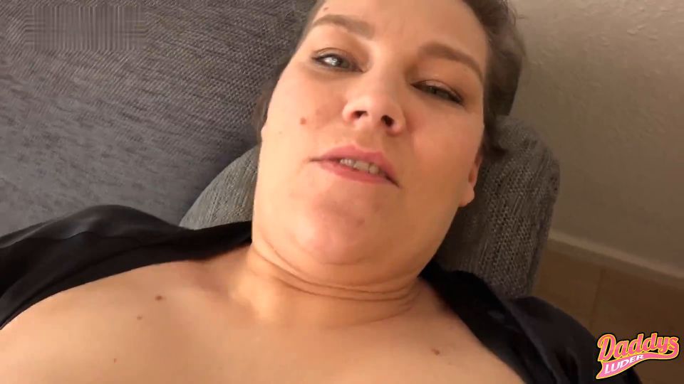 [K2S.CLUB] PapisLuder - MILF Sex mit Corridas auf meine spritzenden Muttermilchtitten - FullHD 1080P