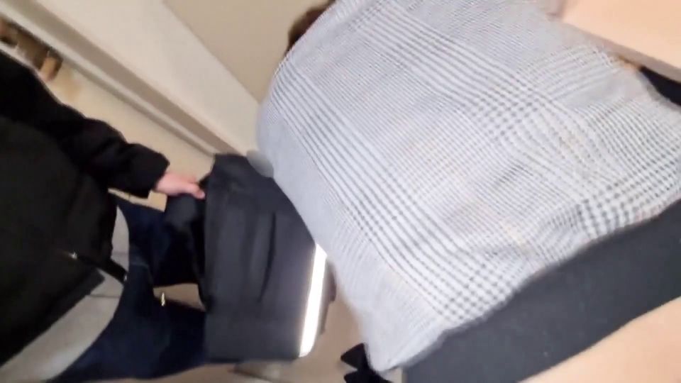 FC2PPV 4593401 【素人個撮】【中出し】愛はお金じゃ買えないねん-奇跡の３P