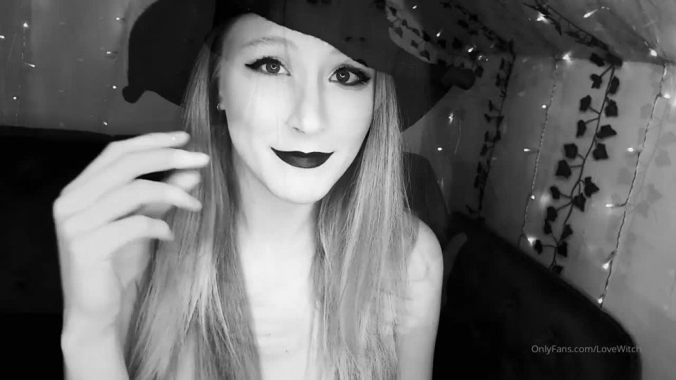 La Bruja del Amor - Lovewitch () Lovewitch - lo siento no he sido súper activo últimamente este viaje que tomé con mi familia ha tomado m 20-02-2020