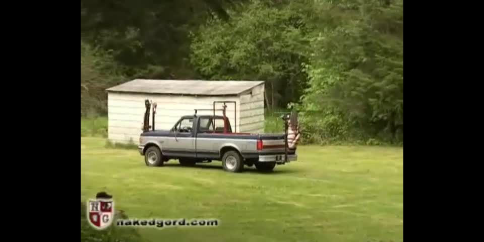 Casa de Gord18 03 03 Mina Meow & Natalie Minx - Adornos de camiones (Escena)