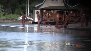 online adulto clip 23 caballo sexo hardcore hardcore porno  Desnuda Playa – Dos parejas Randy 2  playa