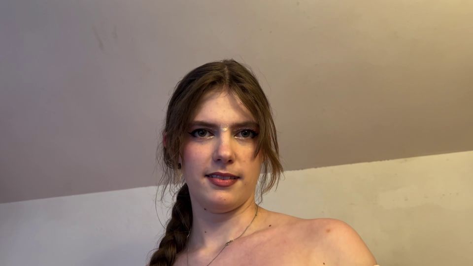 [ManyVids] Longhairluna Manyvids.23.09.19.Longhairluna.Creampie.In.Step.Sis.Babysitter.Elf 