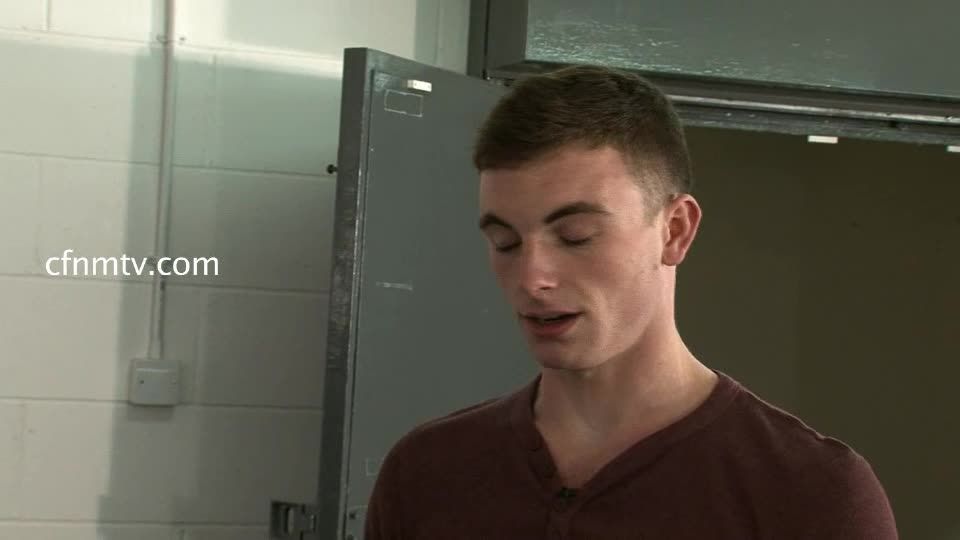 Video en línea CfnmTV – Border Squad: Michael Parte 1  vestido femenino desnudo masculino  femdom porno