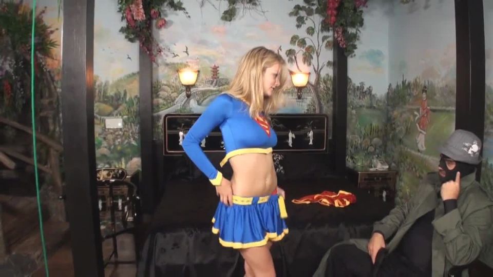 Tribulación de Supergirl Sexo clip de vídeo porno Descargar Mp4
