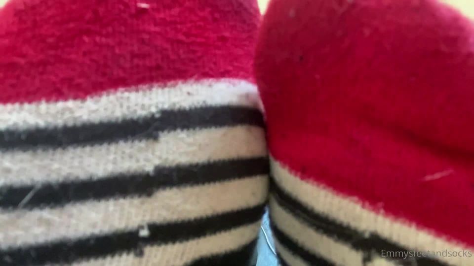 [FootJob-Porn.com] feet 3552 Emmy Emmy feet and socks