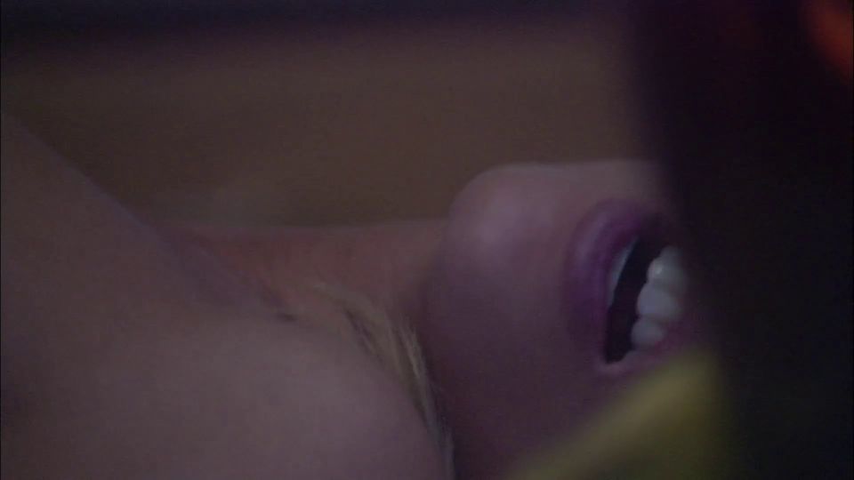 Liebhaberin denkt an wilden sex mit sugardady rican fist...