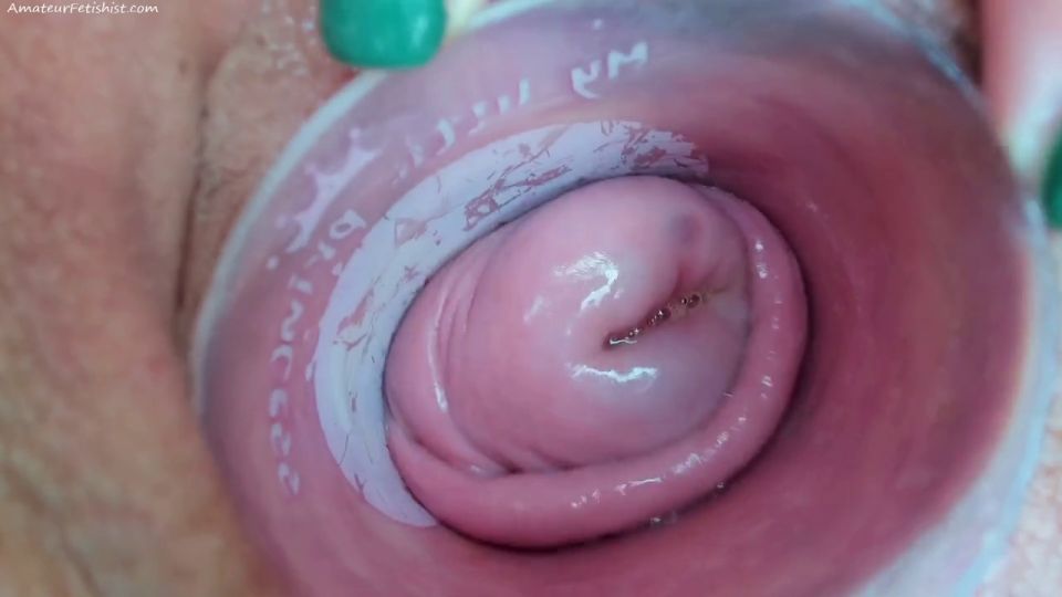 Andradahot Fingering my Cervix closeup webcam (Fisting porn videos)