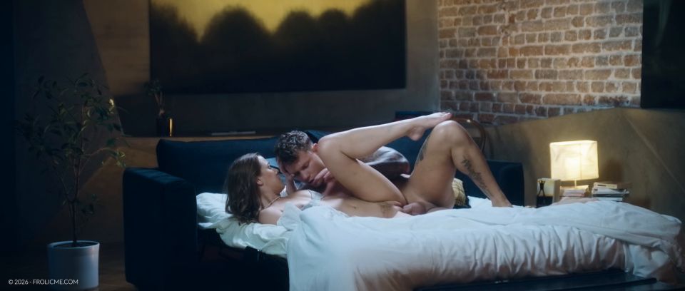 Alexis Crystal - Dulces Cheeks - 4K 1088P